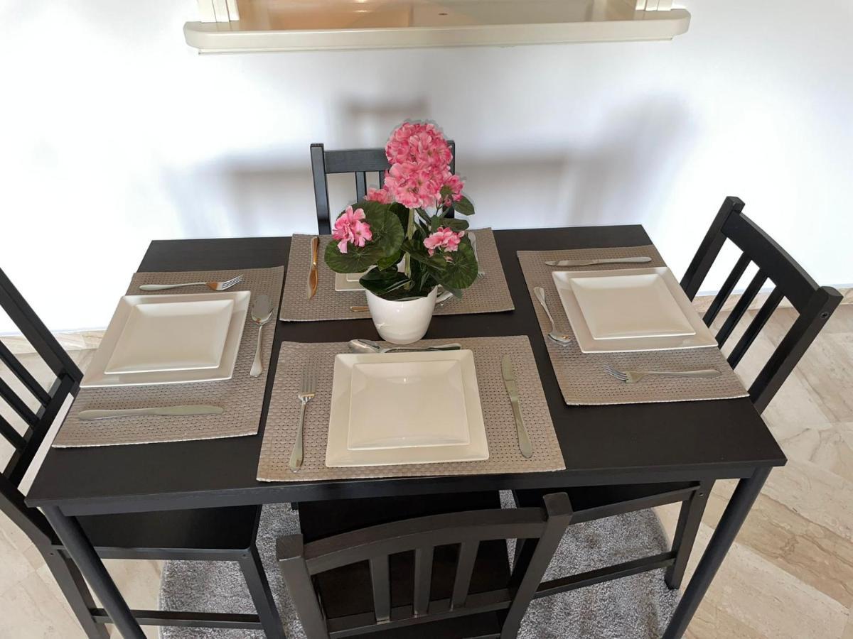 Apartamento En La Zona Puerto Banus "Noray Playa" Marbella Bagian luar foto